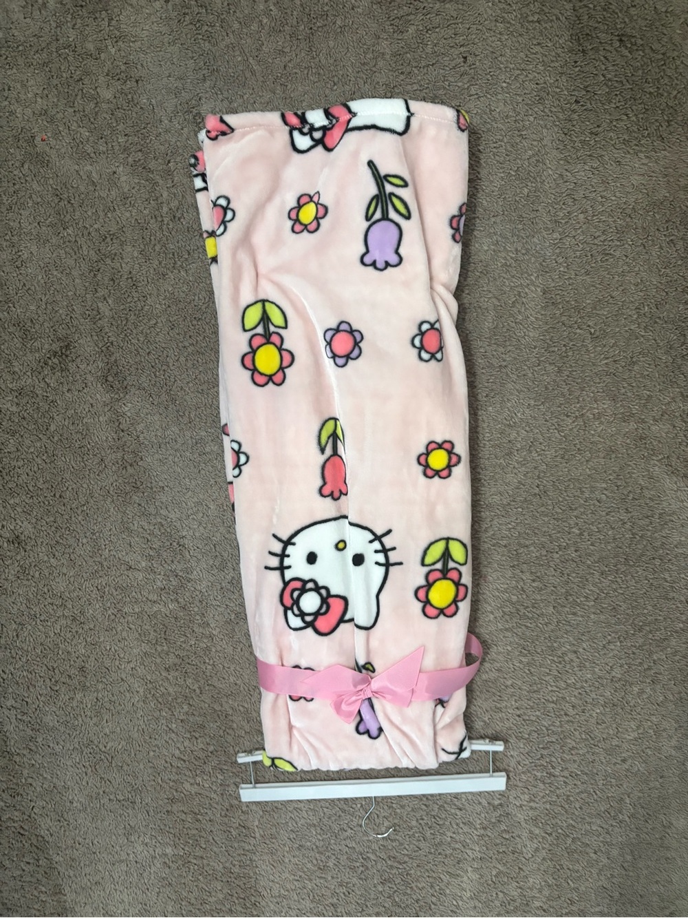Hello Kitty Pink Floral Fleece Throw Blanket